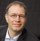 Dr. Ralf Schwandner
